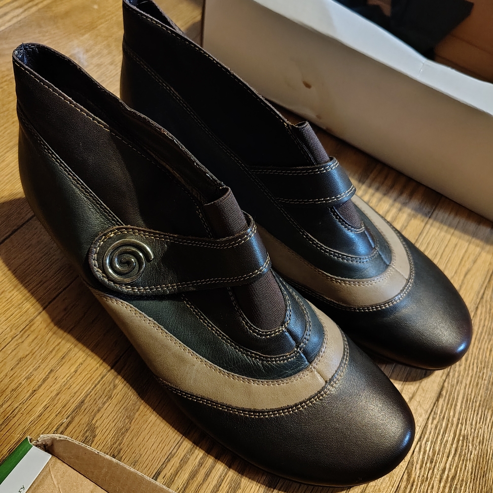 Remonte Brown and Cream Heeled Shoes